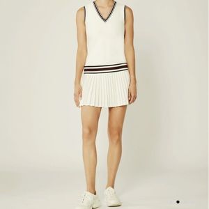 ToryBurchSport NWOT vneck tennis dress size Med